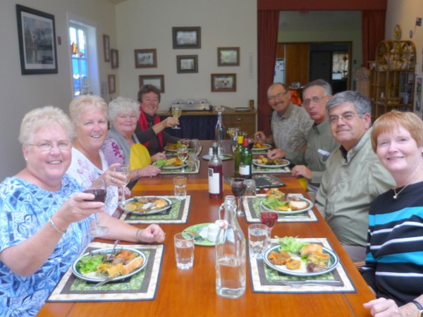 Pre-Volendam Cruise Group Enjoys Kiwi Hospitality